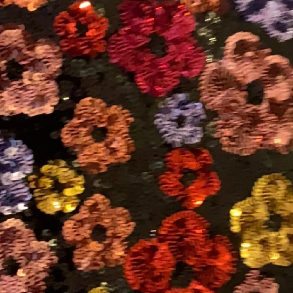 Floral Sequin Crop Top, never worn - Picture 4 of 4